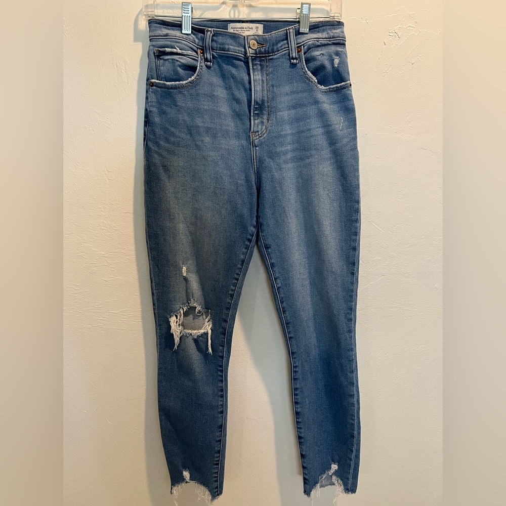 Abercrombie & Fitch Super Skinny Ankle High Rise Size 29